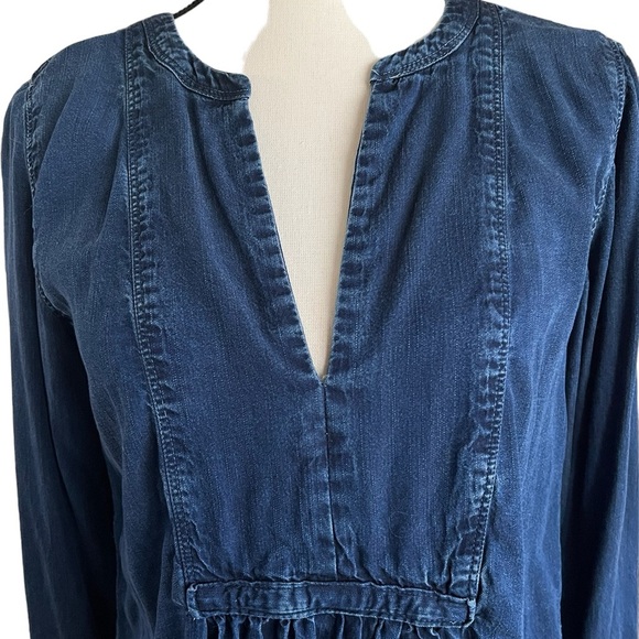Loft The Softened Dark Blue Chambray top. Size S. - Picture 6 of 10